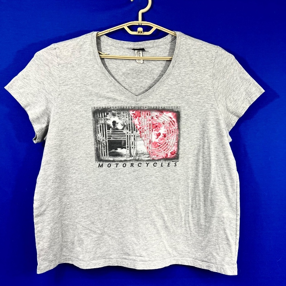 |•HARLEY-DAVIDSON•| Grey V-neck Mobile Bay Mobile, Alabama T-shirt Size 3X - Picture 3 of 11